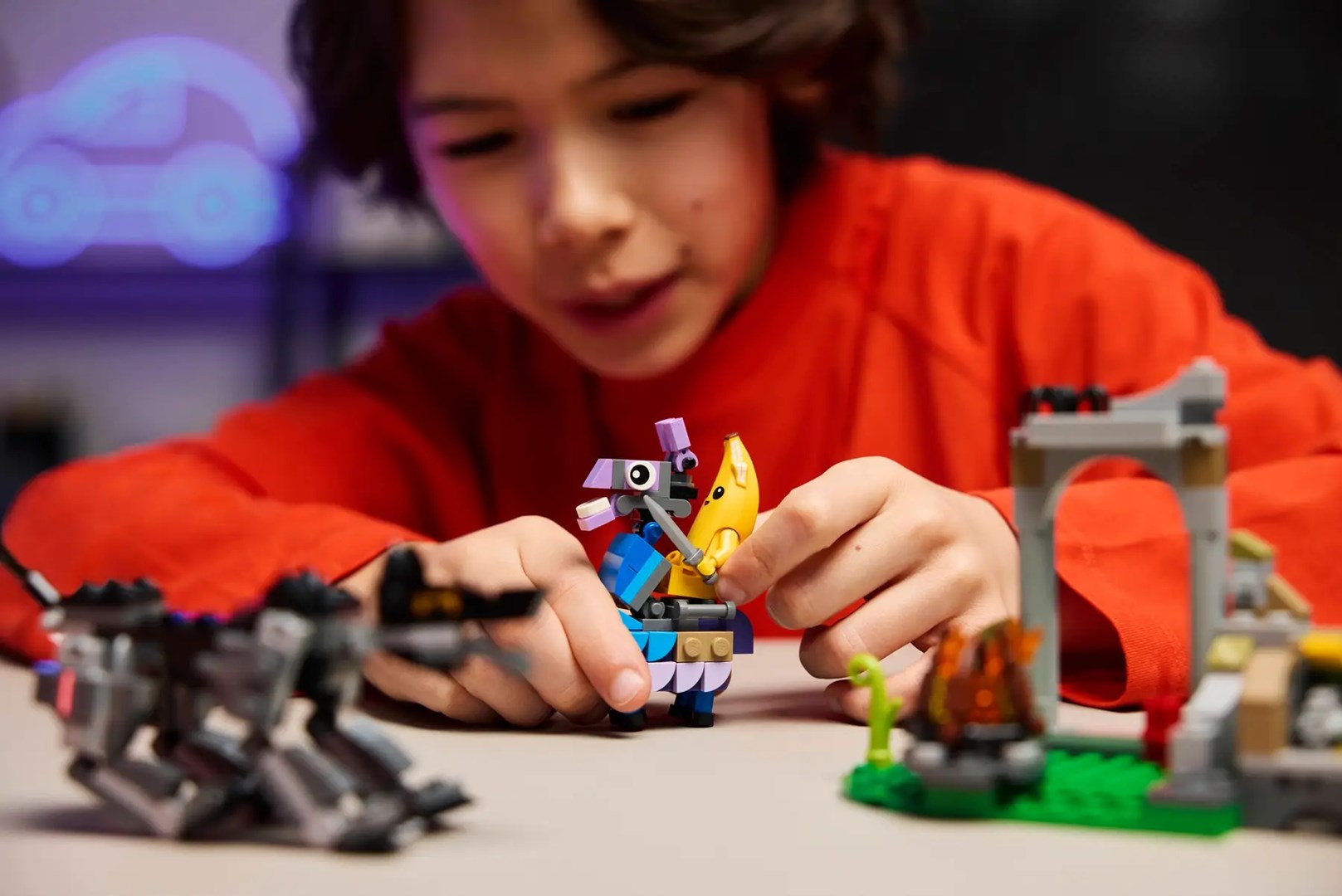 LEGO FORTNITE 77075 Peely & Sparkplug's Camp LEGO FORTNITE 77075 Peely & Sparkplug's Camp