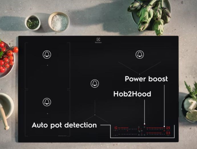 Electrolux Serie 700 EIS62453IZ Black Built-in 60 cm Zone induction hob 4 zone(s) Electrolux Serie 700 EIS62453IZ Black Built-in 60 cm Zone induction hob 4 zone(s)