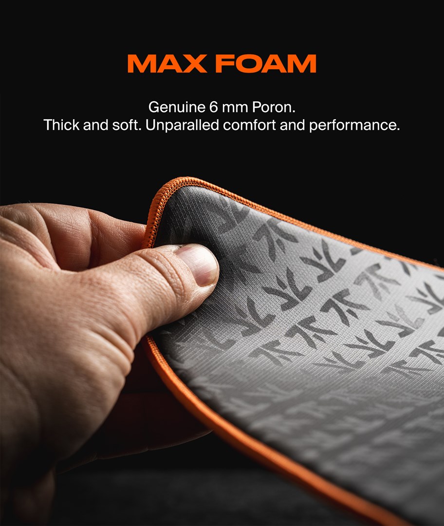 Fnatic DASH2 MAX Gaming Mouse Pad - Size L Fnatic DASH2 MAX Gaming Mouse Pad - Size L