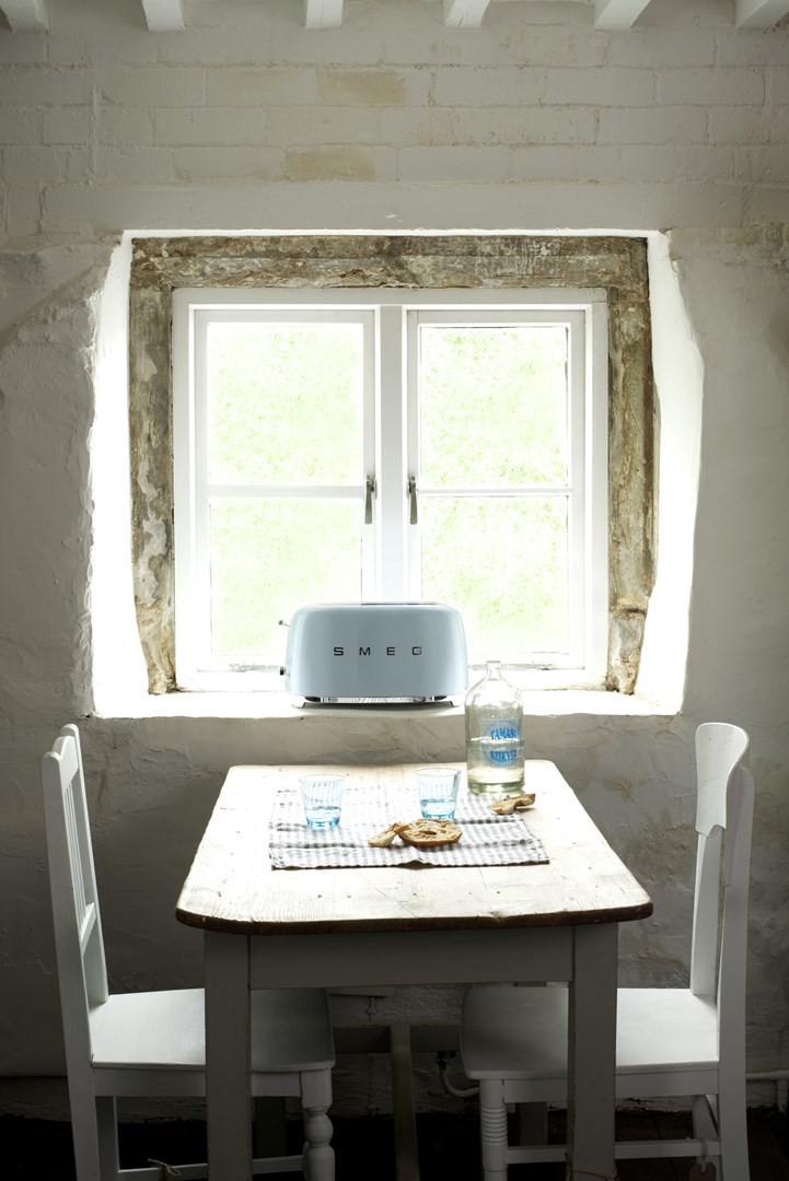 Smeg 50's Style Toaster TSF02PBEU Pastel Blue Smeg 50's Style Toaster TSF02PBEU Pastel Blue