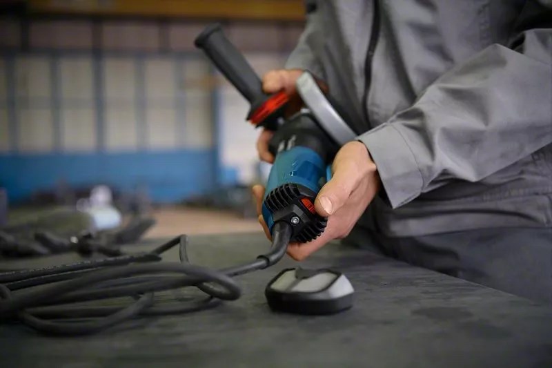 Bosch GWS 17-125 S angle grinder 12.5 cm 11500 RPM 1700 W 2.2 kg Bosch GWS 17-125 S angle grinder 12.5 cm 11500 RPM 1700 W 2.2 kg