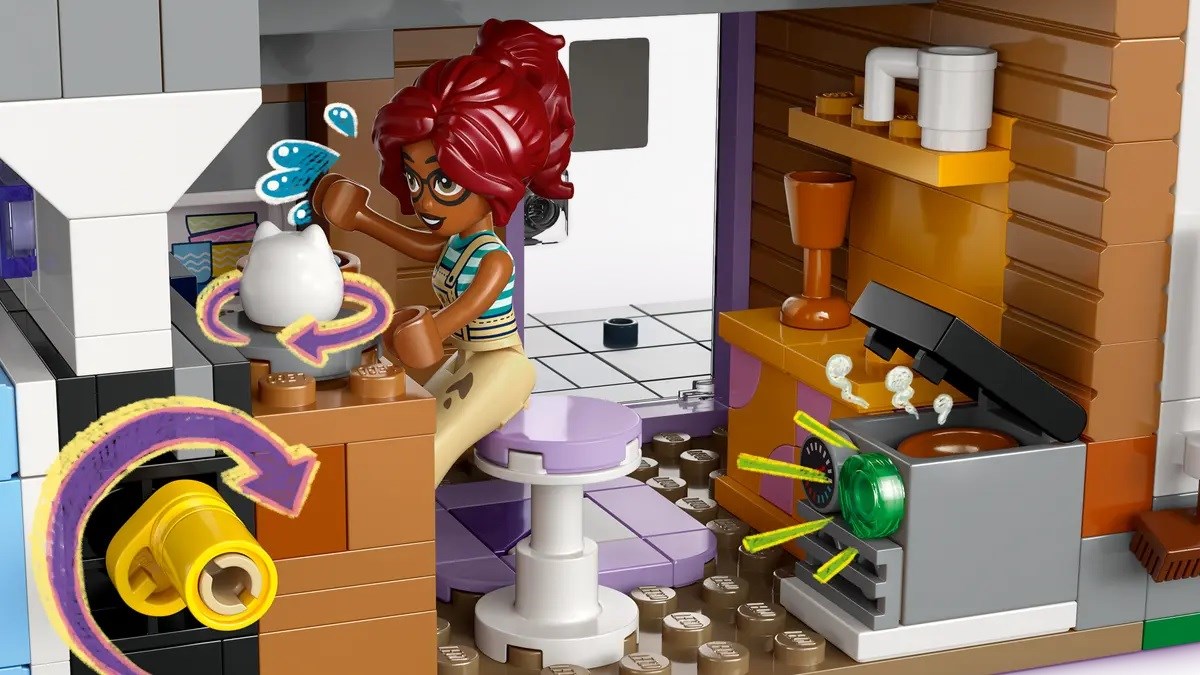 LEGO FRIENDS 42670 Heartlake City Apartments and Stores LEGO FRIENDS 42670 Heartlake City Apartments and Stores