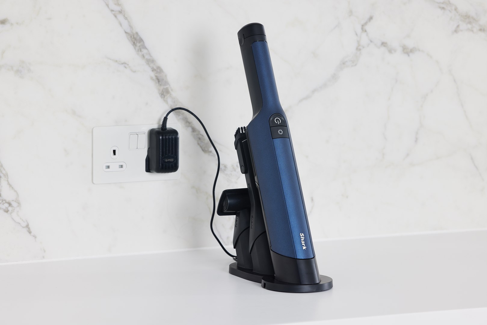 Shark WV270EU handheld vacuum Blue Bagless Shark WV270EU handheld vacuum Blue Bagless