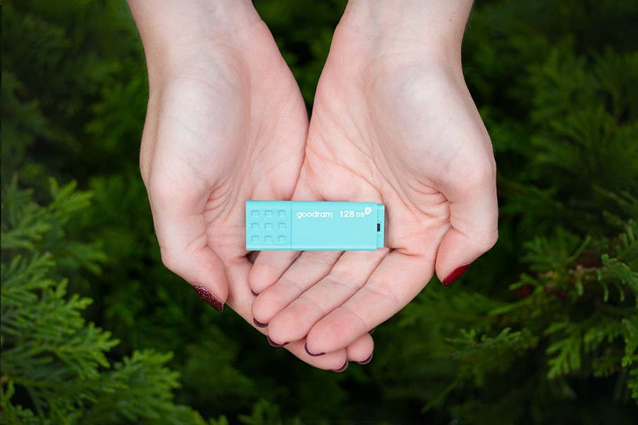 Goodram UME3 USB flash drive 32 GB USB Type-A 3.2 Gen 1 (3.1 Gen 1) Turquoise Goodram UME3 USB flash drive 32 GB USB Type-A 3.2 Gen 1 (3.1 Gen 1) Turquoise