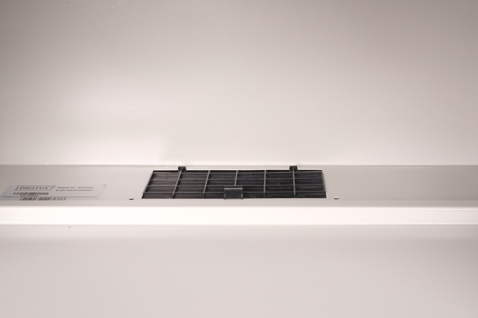 Digitus Wall-mounted enclosure SOHO Pro - 483 mm (19") - 540x400 mm (WxD) Digitus Wall-mounted enclosure SOHO Pro - 483 mm (19") - 540x400 mm (WxD)