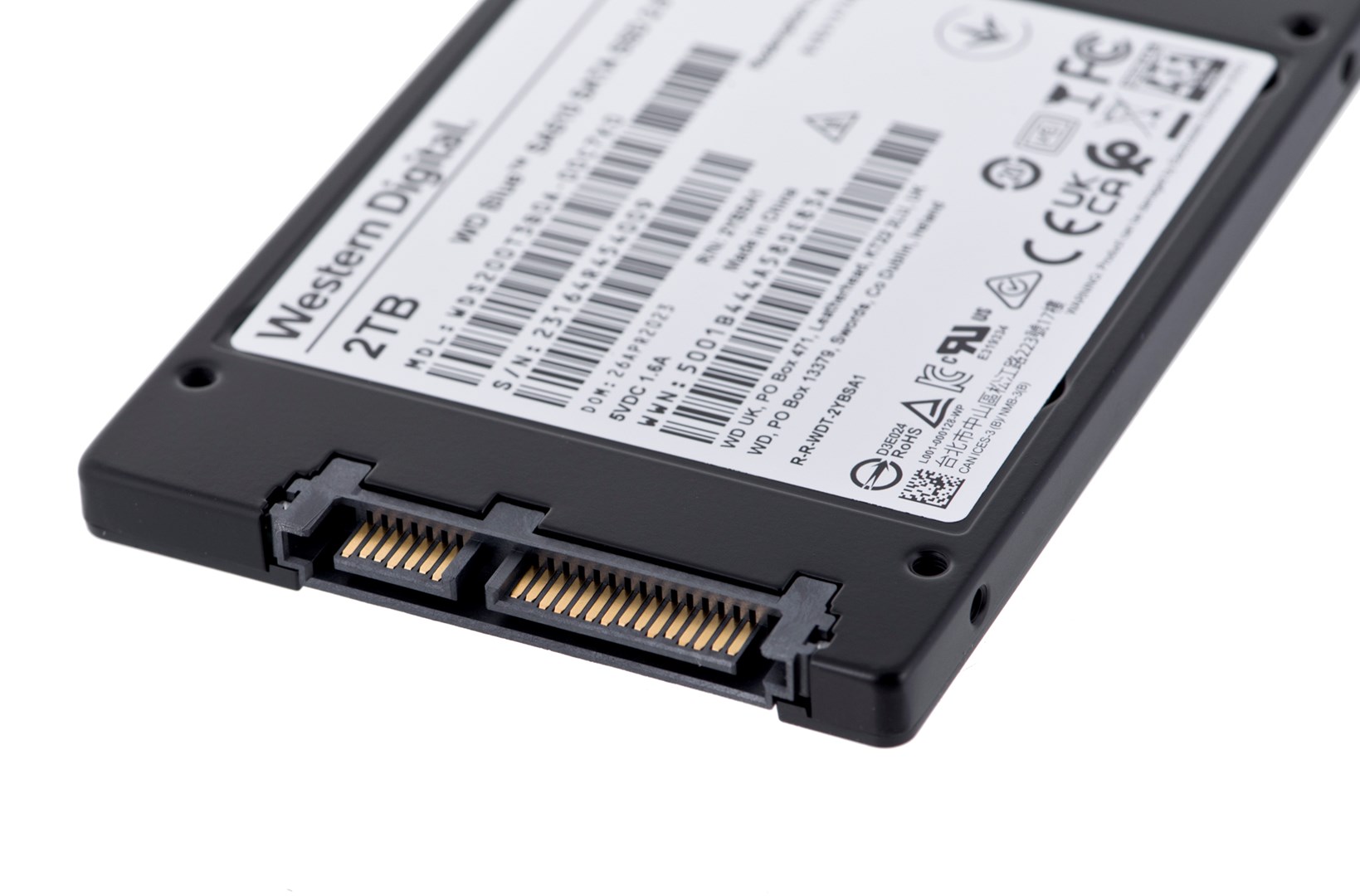 Western Digital Blue SA510 2.5" 2 TB Serial ATA III Western Digital Blue SA510 2.5" 2 TB Serial ATA III