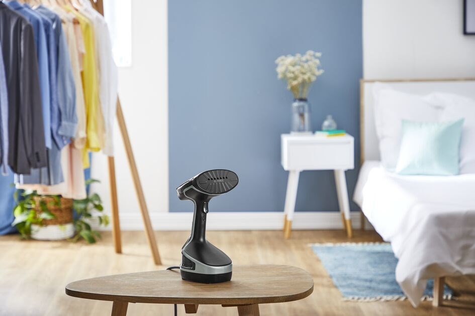 TEFAL | DT8270 | Garment Steamer | Handheld | 2000 W | 0.19 L | 30 g/min | Black TEFAL | DT8270 | Garment Steamer | Handheld | 2000 W | 0.19 L | 30 g/min | Black