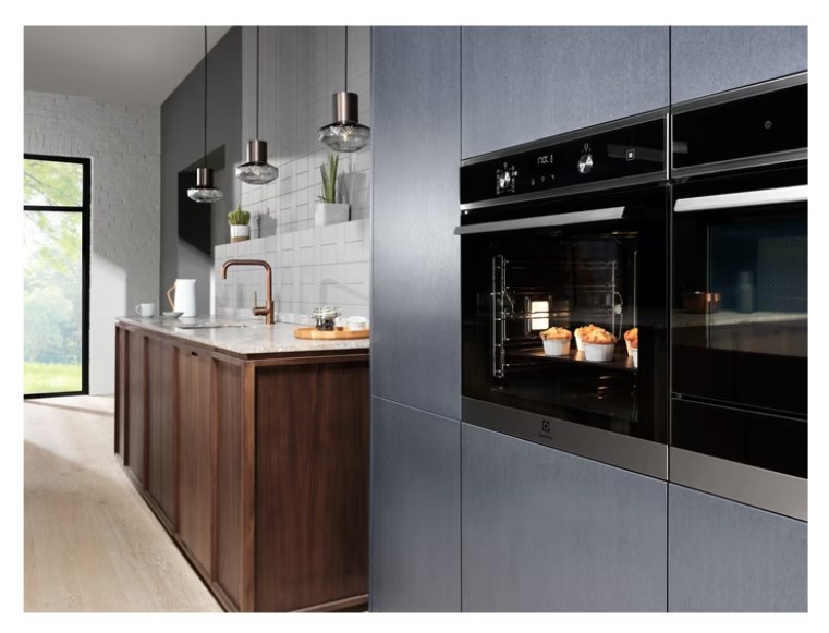 Electrolux EOD4P57H oven 3490 W A+ Black Electrolux EOD4P57H oven 3490 W A+ Black
