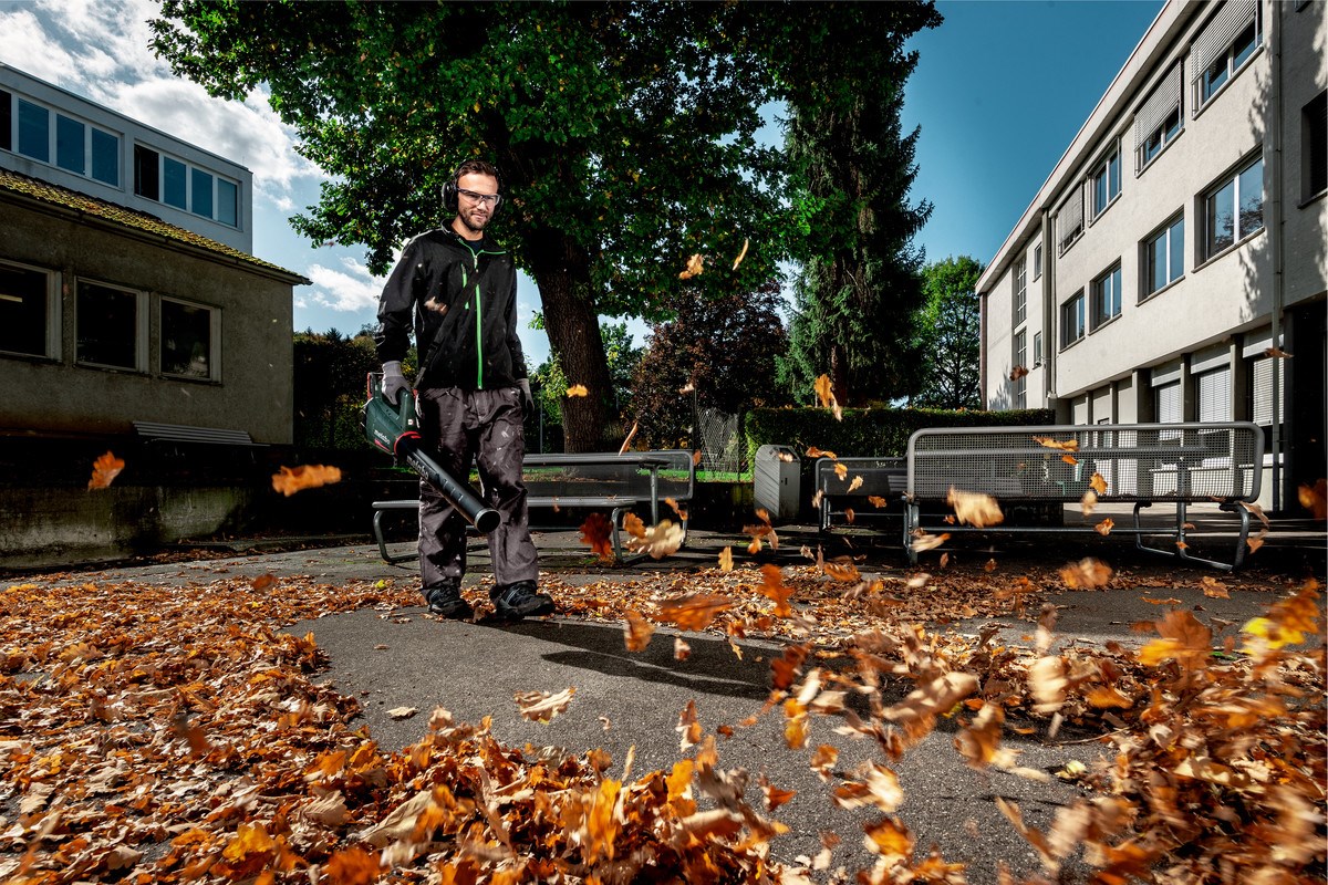 Metabo LB 18 LTX BL cordless leaf blower Black Metabo LB 18 LTX BL cordless leaf blower Black