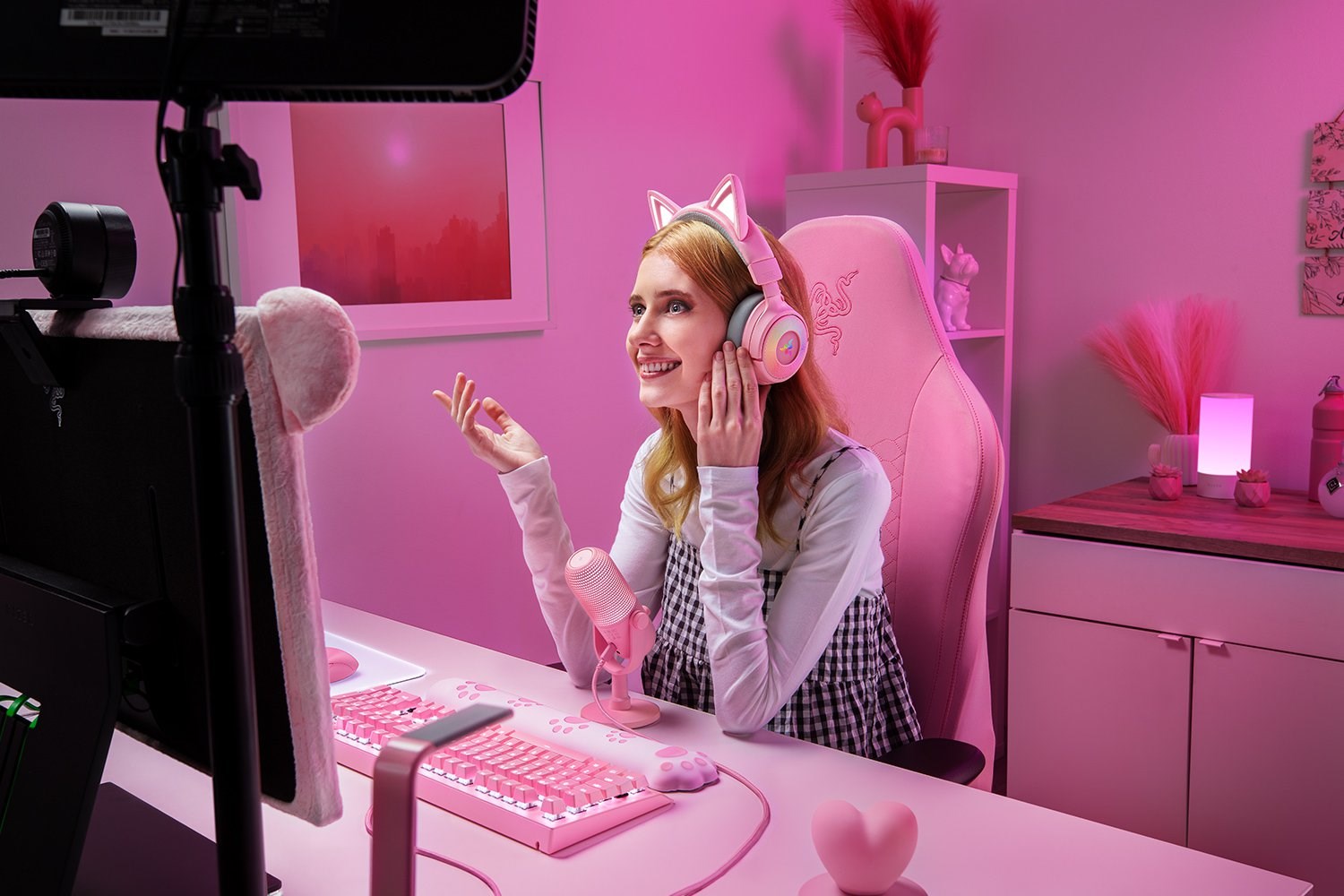 Razer Kraken Kitty V3 Pro - Quartz Headset Wired & Wireless Head-band Gaming USB Type-A Bluetooth Rose Razer Kraken Kitty V3 Pro - Quartz Headset Wired & Wireless Head-band Gaming USB Type-A Bluetooth Rose