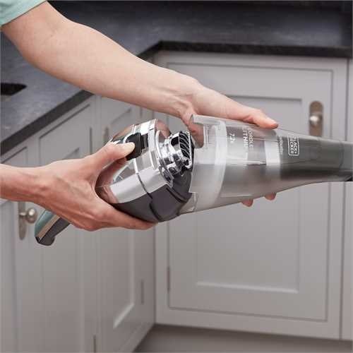 Black & Decker NVC220WC-QW handheld vacuum Chrome, Titanium, Transparent Bagless Black & Decker NVC220WC-QW handheld vacuum Chrome, Titanium, Transparent Bagless