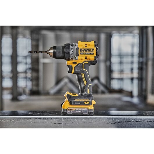 DeWALT DCD800E2T-QW drill 2000 RPM 1.28 kg Black, Yellow DeWALT DCD800E2T-QW drill 2000 RPM 1.28 kg Black, Yellow