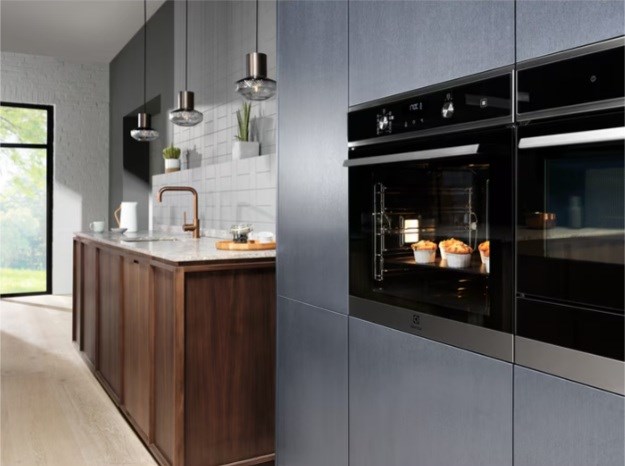 Electrolux EOD5F71Z SteamBake 600 Catalysis Steam oven Black Electrolux EOD5F71Z SteamBake 600 Catalysis Steam oven Black