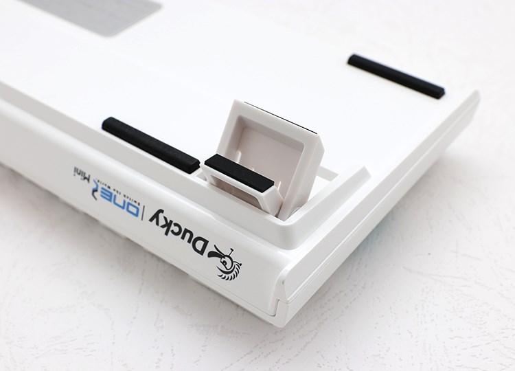 Ducky DKON2061ST keyboard Gaming USB QWERTZ German White Ducky DKON2061ST keyboard Gaming USB QWERTZ German White