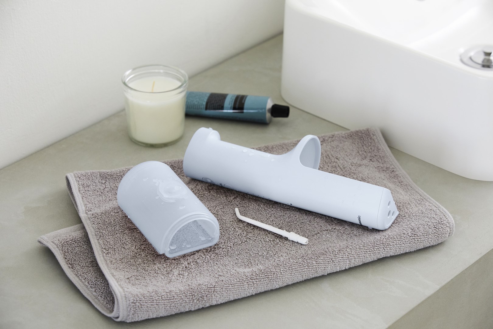 Panasonic EW-DJ26 oral irrigator 0.2 L Panasonic EW-DJ26 oral irrigator 0.2 L