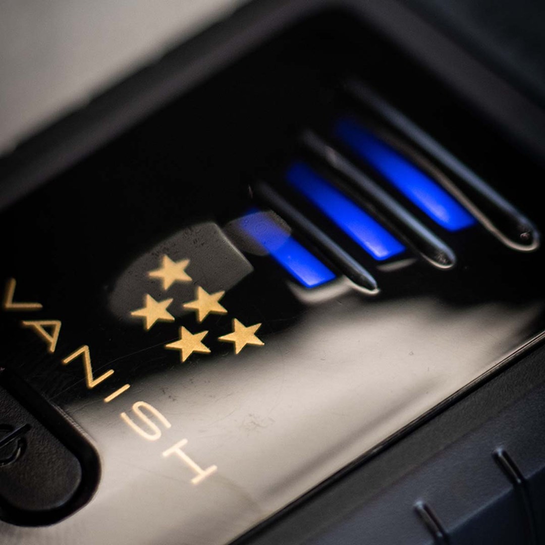 WAHL PROFESSIONAL VANISH SHAVER 08173-716 WAHL PROFESSIONAL VANISH SHAVER 08173-716