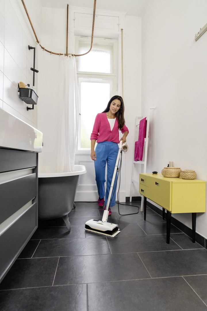 KARCHER SC 1 UPRIGHT STEAM MOP KARCHER SC 1 UPRIGHT STEAM MOP
