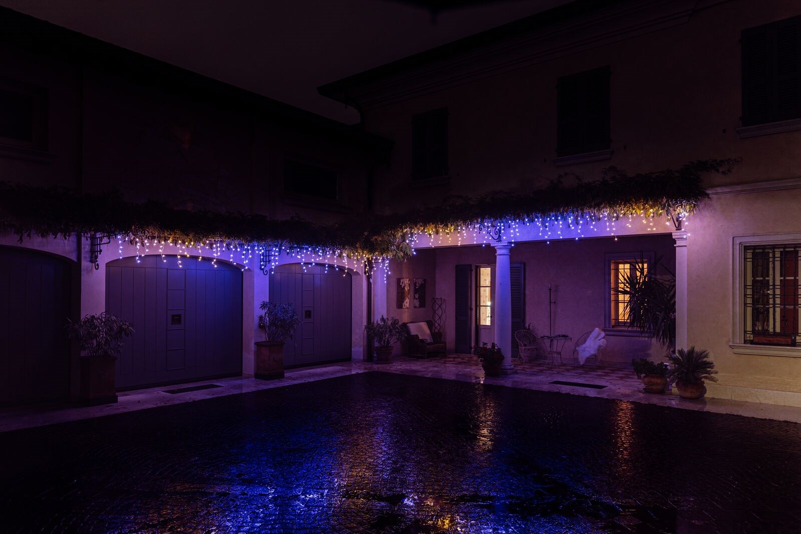 INTELLIGENT LED ICICLES TWINKLY 190 RGB 5X0.7M INTELLIGENT LED ICICLES TWINKLY 190 RGB 5X0.7M