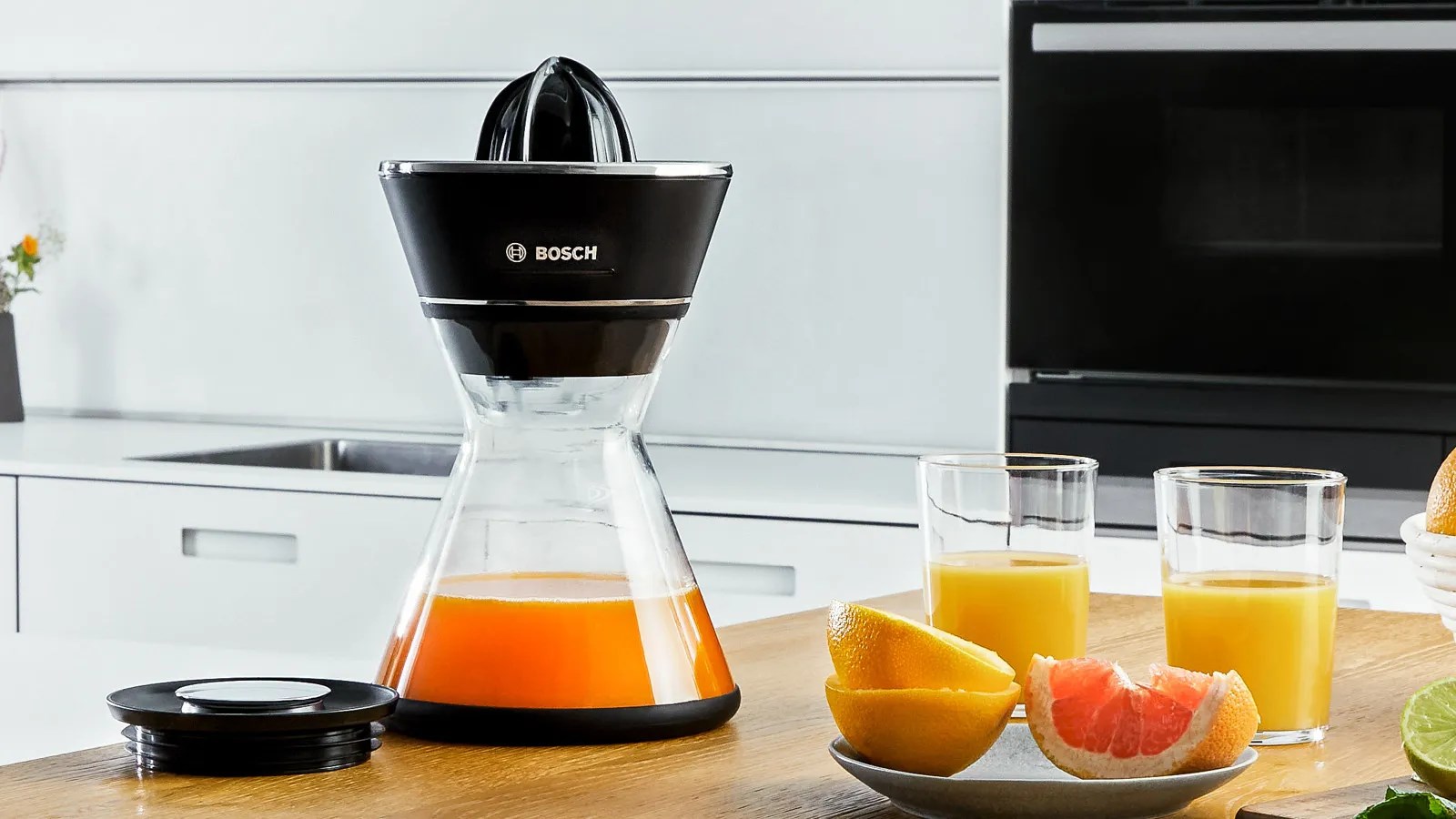 Bosch MCP72GPB citrus press Plastic, Stainless steel Black, Transparent Bosch MCP72GPB citrus press Plastic, Stainless steel Black, Transparent