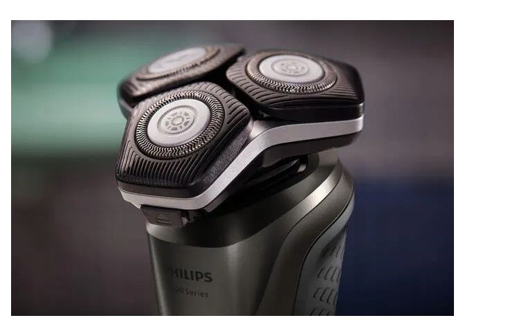 Men's electric shaver, brown + case, Philips 5000 series S5886/38 Men's electric shaver, brown + case, Philips 5000 series S5886/38