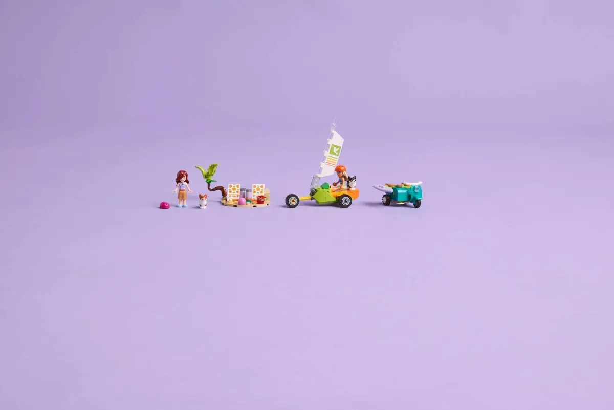LEGO FRIENDS 42641 Surfing Dogs and Scooter Adventure LEGO FRIENDS 42641 Surfing Dogs and Scooter Adventure