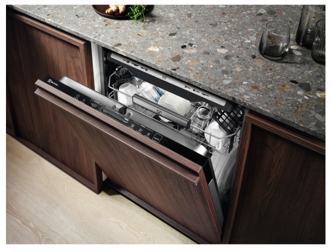 Electrolux EEG69420W Fully built-in 15 place settings C Electrolux EEG69420W Fully built-in 15 place settings C