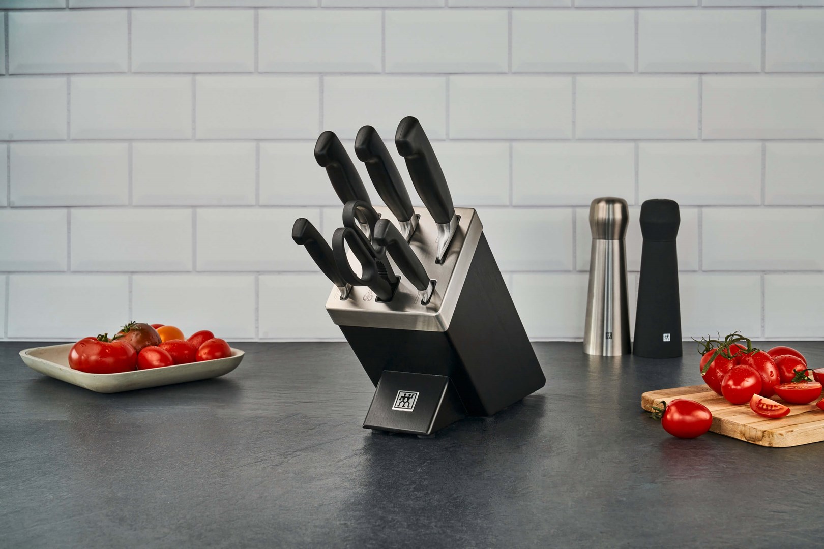 ZWILLING FOUR STAR 35145-007-0 kitchen knife/cutlery block set 7 pc(s) Black ZWILLING FOUR STAR 35145-007-0 kitchen knife/cutlery block set 7 pc(s) Black