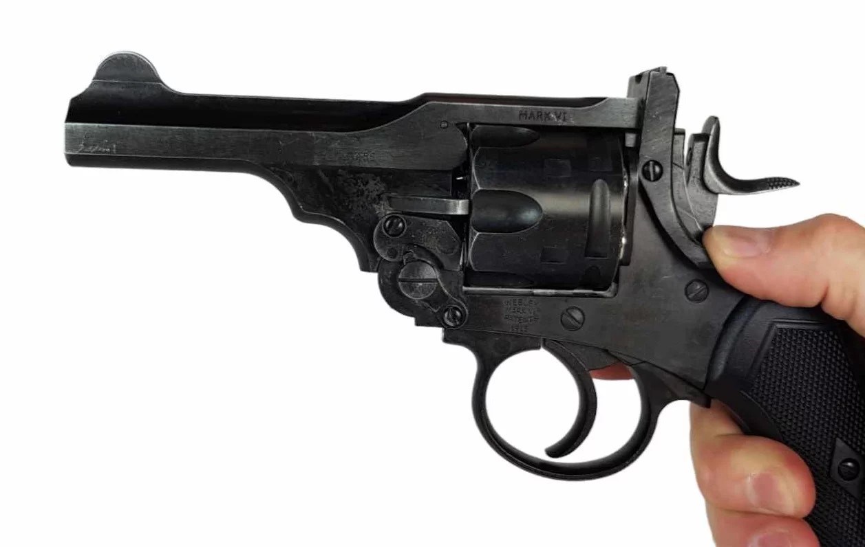 WEBLEY MKVI .455 Police cal.5.5 mm Diabolo cartridge revolver 6-shot. 4’ barrel CO2 Battlefield Ekp to17J WEBLEY MKVI .455 Police cal.5.5 mm Diabolo cartridge revolver 6-shot. 4’ barrel CO2 Battlefield Ekp to17J