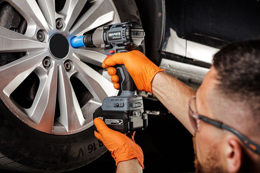 450Nm Energy+ brushless impact wrench 450Nm Energy+ brushless impact wrench