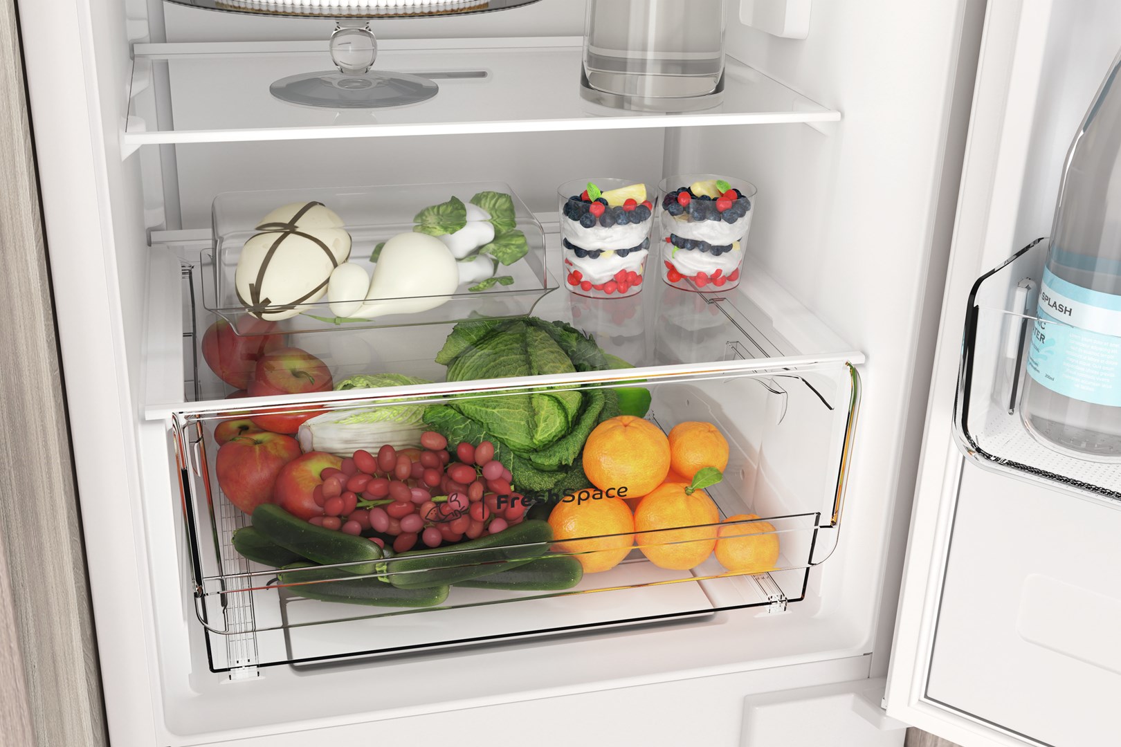 Indesit INC18 T112 white built-in fridge-freezer Indesit INC18 T112 white built-in fridge-freezer