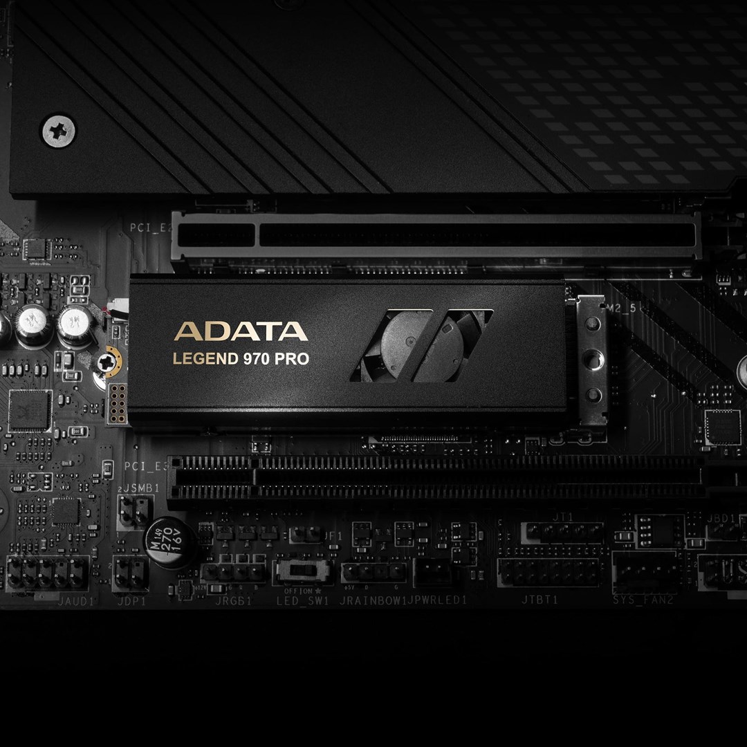 ADATA Legend 970 Pro 4 TB SSD Color Box HSK ADATA Legend 970 Pro 4 TB SSD Color Box HSK