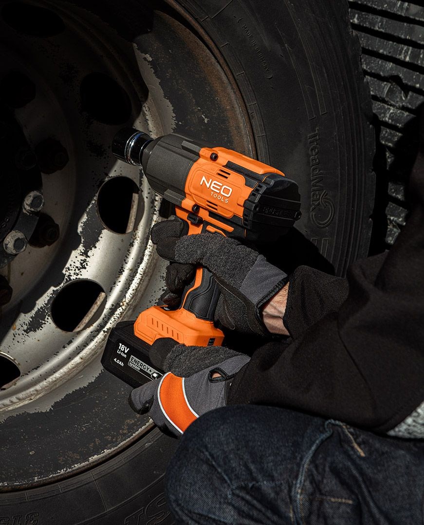 NEO tools 04-618 power screwdriver/impact driver NEO tools 04-618 power screwdriver/impact driver