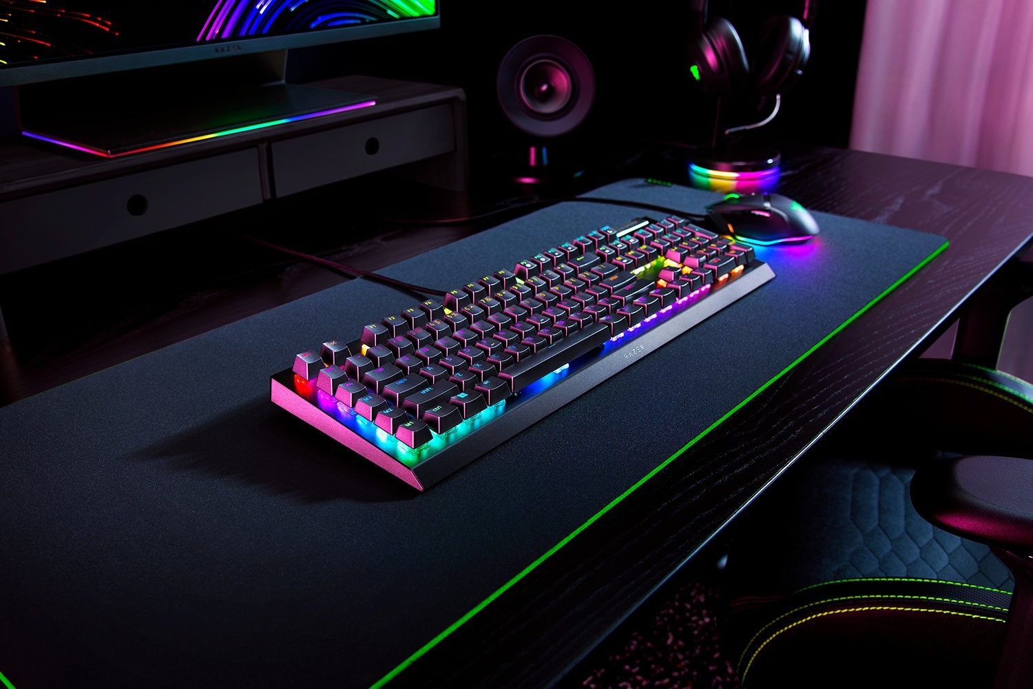 Razer BlackWidow V4 X keyboard Gaming USB QWERTZ German Black Razer BlackWidow V4 X keyboard Gaming USB QWERTZ German Black