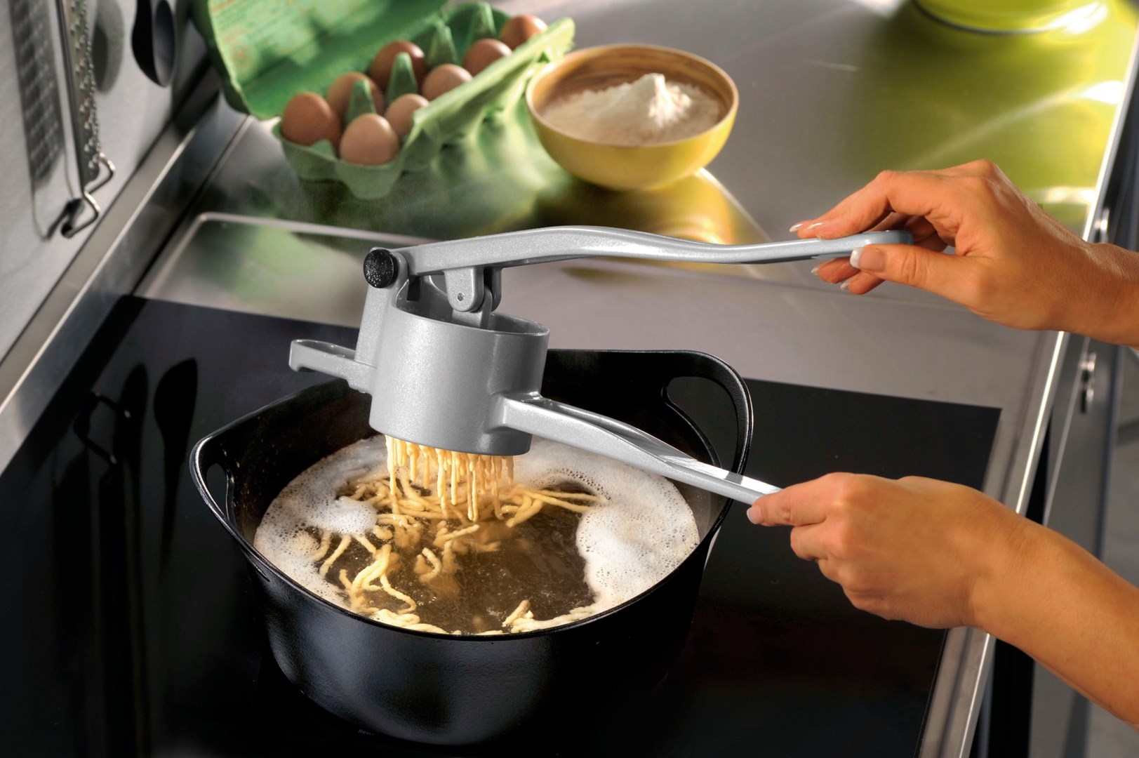 GEFU 13170 potato masher Aluminium Potato ricer GEFU 13170 potato masher Aluminium Potato ricer