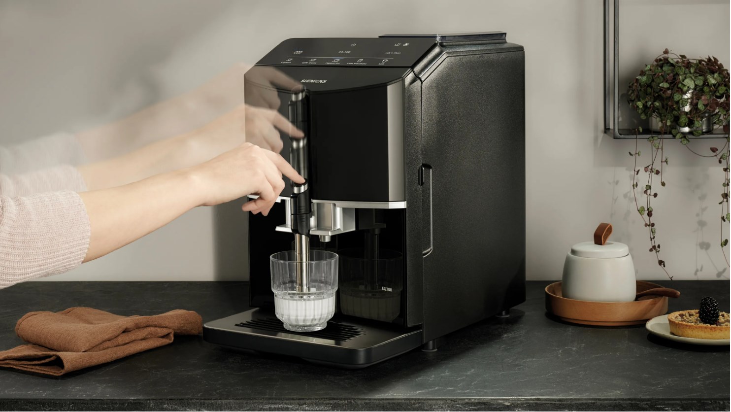 Siemens EQ.300 TF301E19 coffee maker Fully-auto Espresso machine 1.4 L Siemens EQ.300 TF301E19 coffee maker Fully-auto Espresso machine 1.4 L