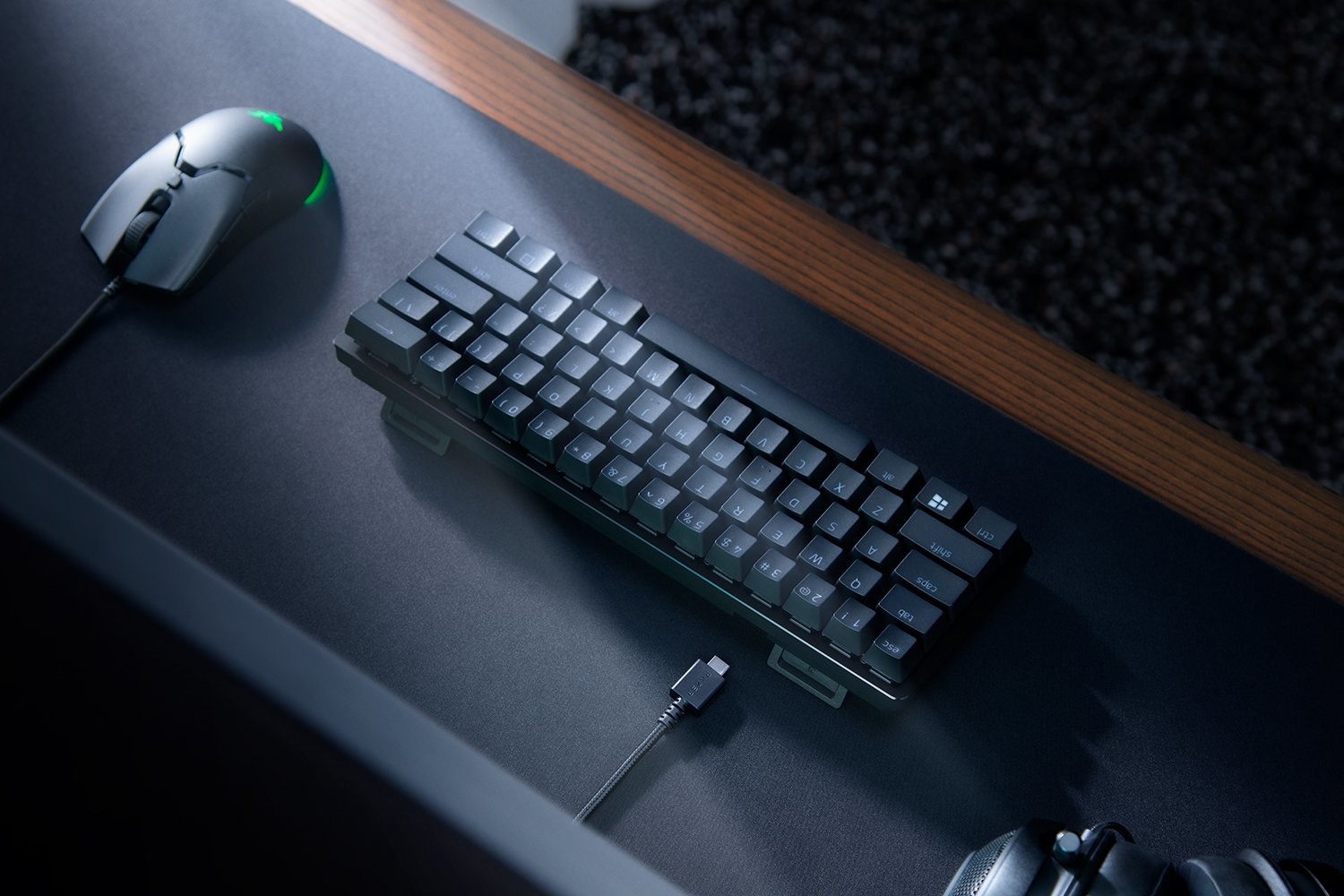 Razer Huntsman Mini 60% Gaming keyboard Opto-Mechanical Purple Switch RGB LED light NORD Wired Razer Huntsman Mini 60% Gaming keyboard Opto-Mechanical Purple Switch RGB LED light NORD Wired