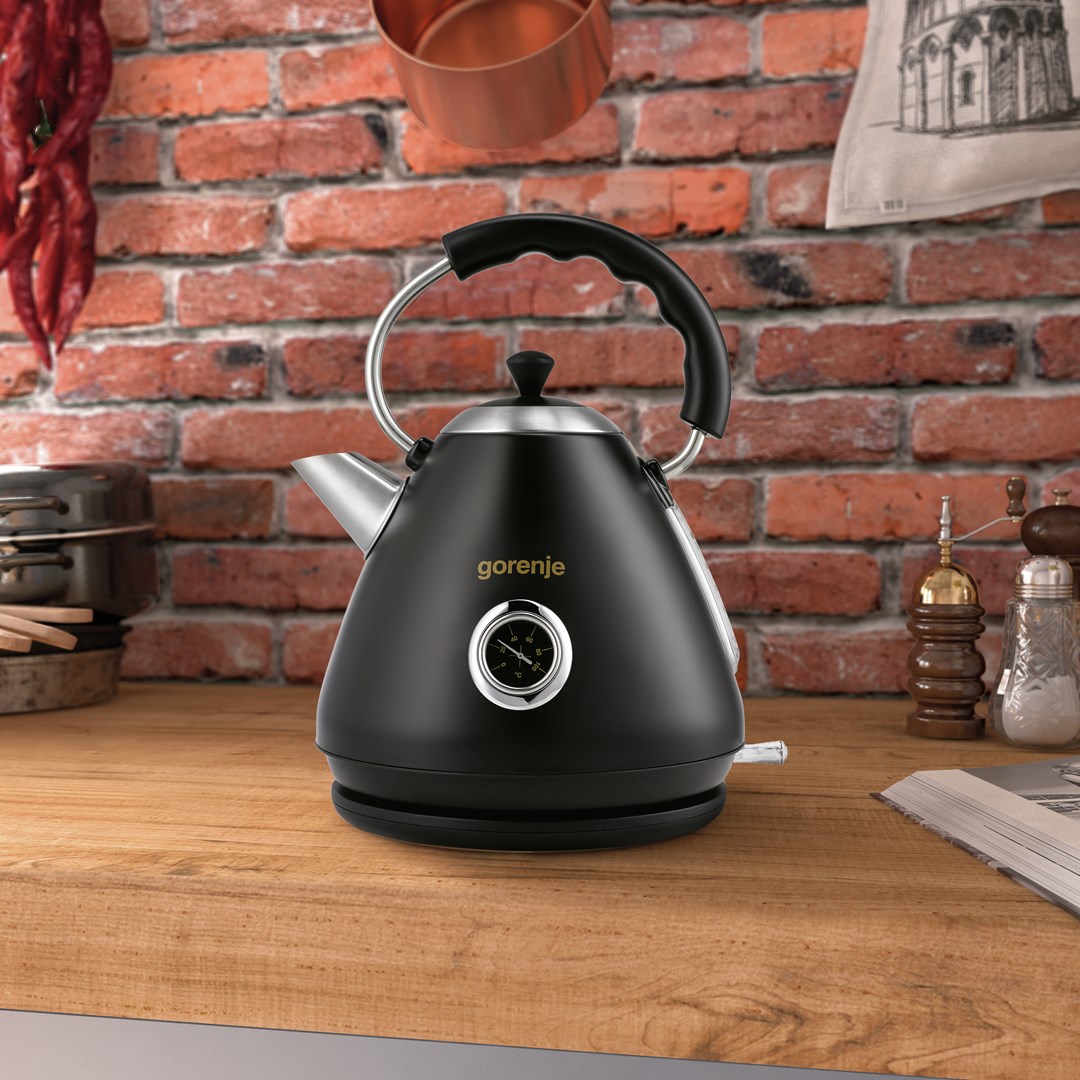 Gorenje K17CLBK electric kettle 1.7 L 2200 W Black Gorenje K17CLBK electric kettle 1.7 L 2200 W Black