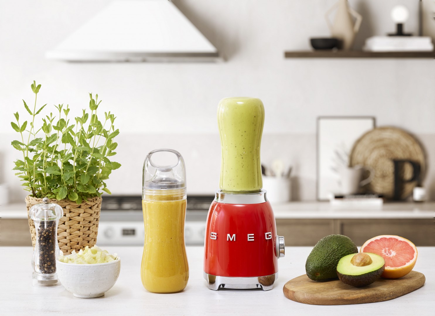 Smeg 50's Style Blenders PBF01RDEU Red Smeg 50's Style Blenders PBF01RDEU Red