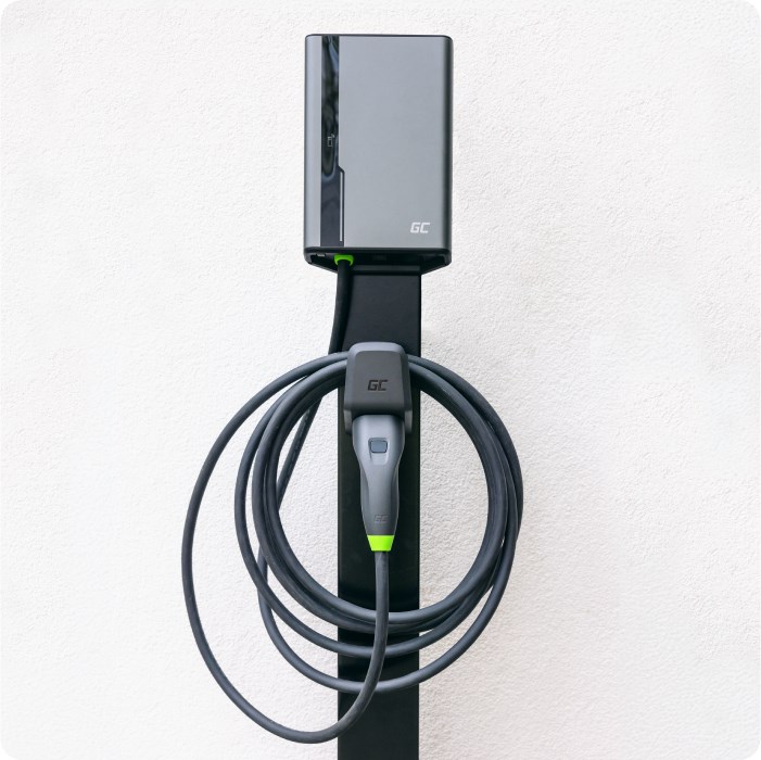 Green Cell GC EVGC021B2275 - Wallbox, 3,6 - 22 KW, 7,5 m, NFC Grey Aluminium Wall Built-in display LED Green Cell GC EVGC021B2275 - Wallbox, 3,6 - 22 KW, 7,5 m, NFC Grey Aluminium Wall Built-in display LED