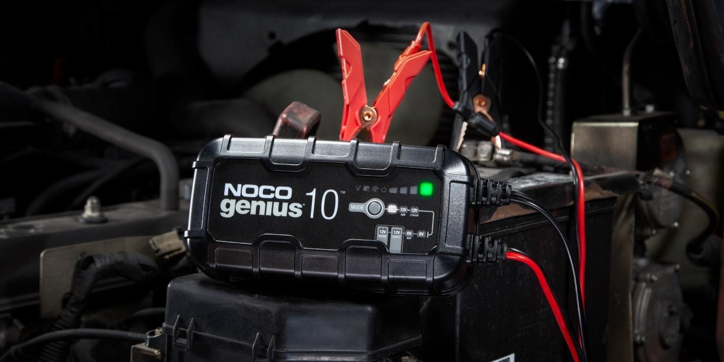 NOCO GENIUS10 EU 10A Battery charger for 6V/12V batteries with maintenance and desulphurisation function NOCO GENIUS10 EU 10A Battery charger for 6V/12V batteries with maintenance and desulphurisation function