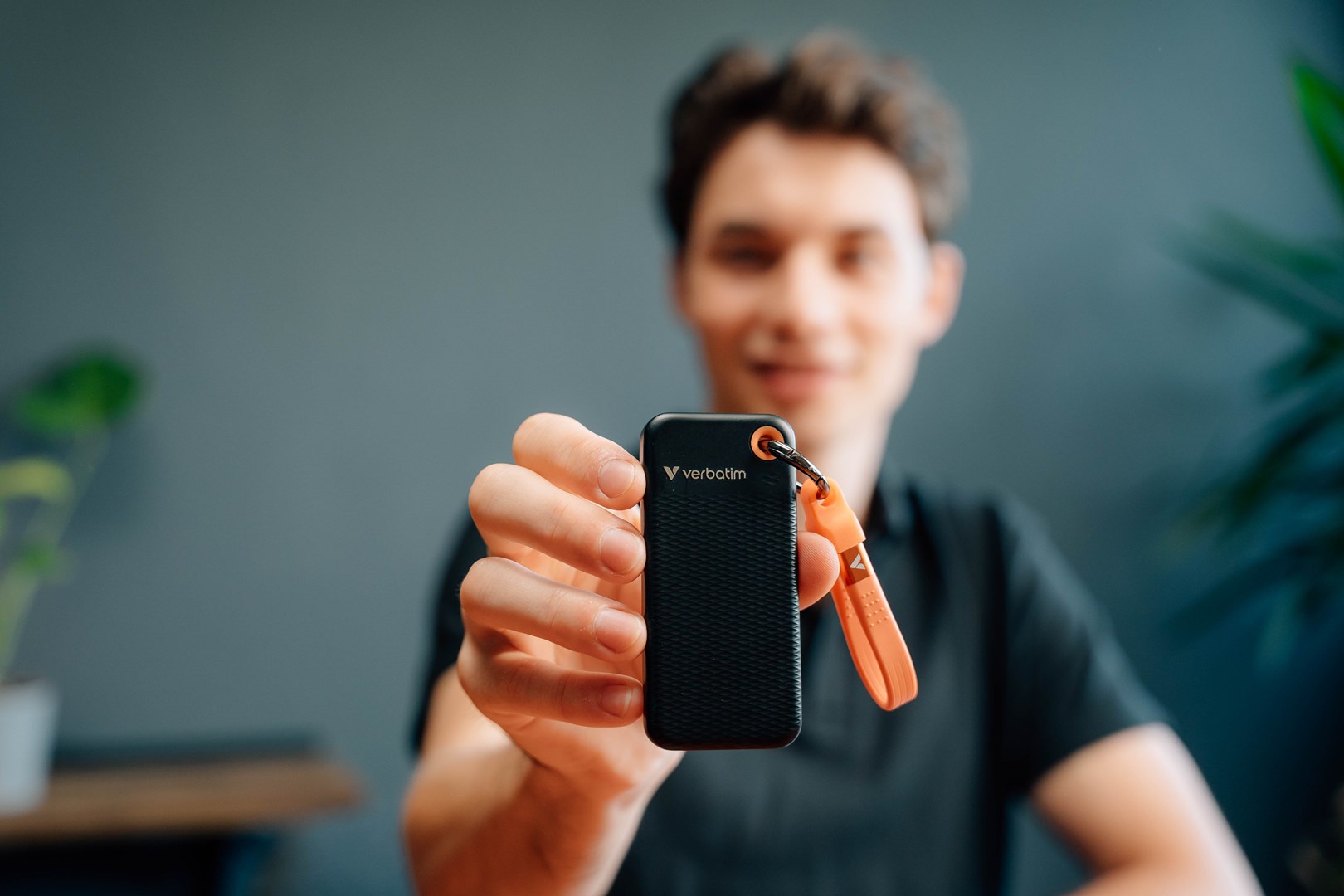 Verbatim Pocket SSD 1TB USB-C 3.2 Gen 2 Black/Orange Verbatim Pocket SSD 1TB USB-C 3.2 Gen 2 Black/Orange
