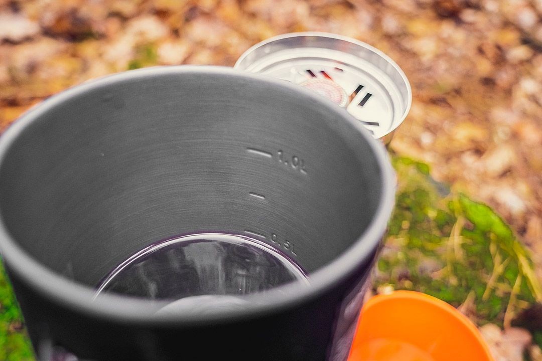 Camping stove pot + burner Camping stove pot + burner