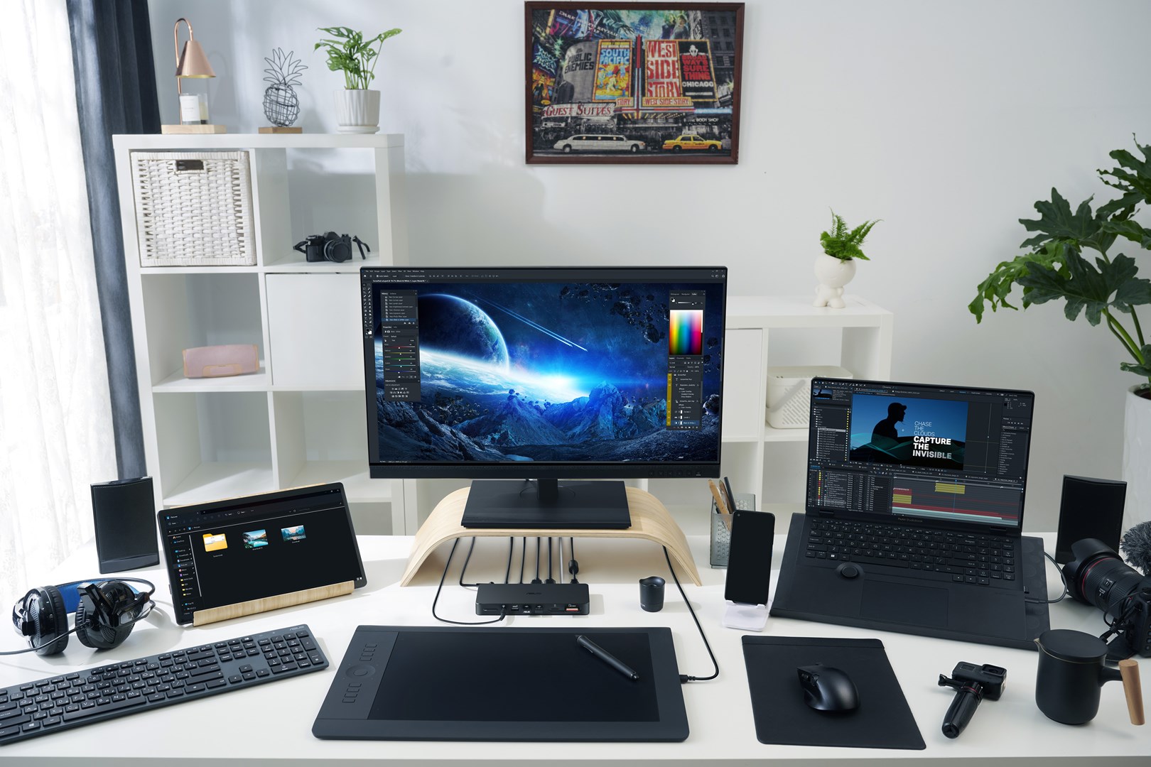 ASUS DC500 Triple 4K Thunderbolt 4 Dock ASUS DC500 Triple 4K Thunderbolt 4 Dock