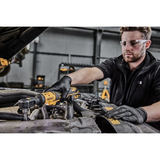 DeWALT DCF512N-XJ power wrench 1/2" 250 RPM 95 N⋅m Black, Yellow 18 V DeWALT DCF512N-XJ power wrench 1/2" 250 RPM 95 N⋅m Black, Yellow 18 V
