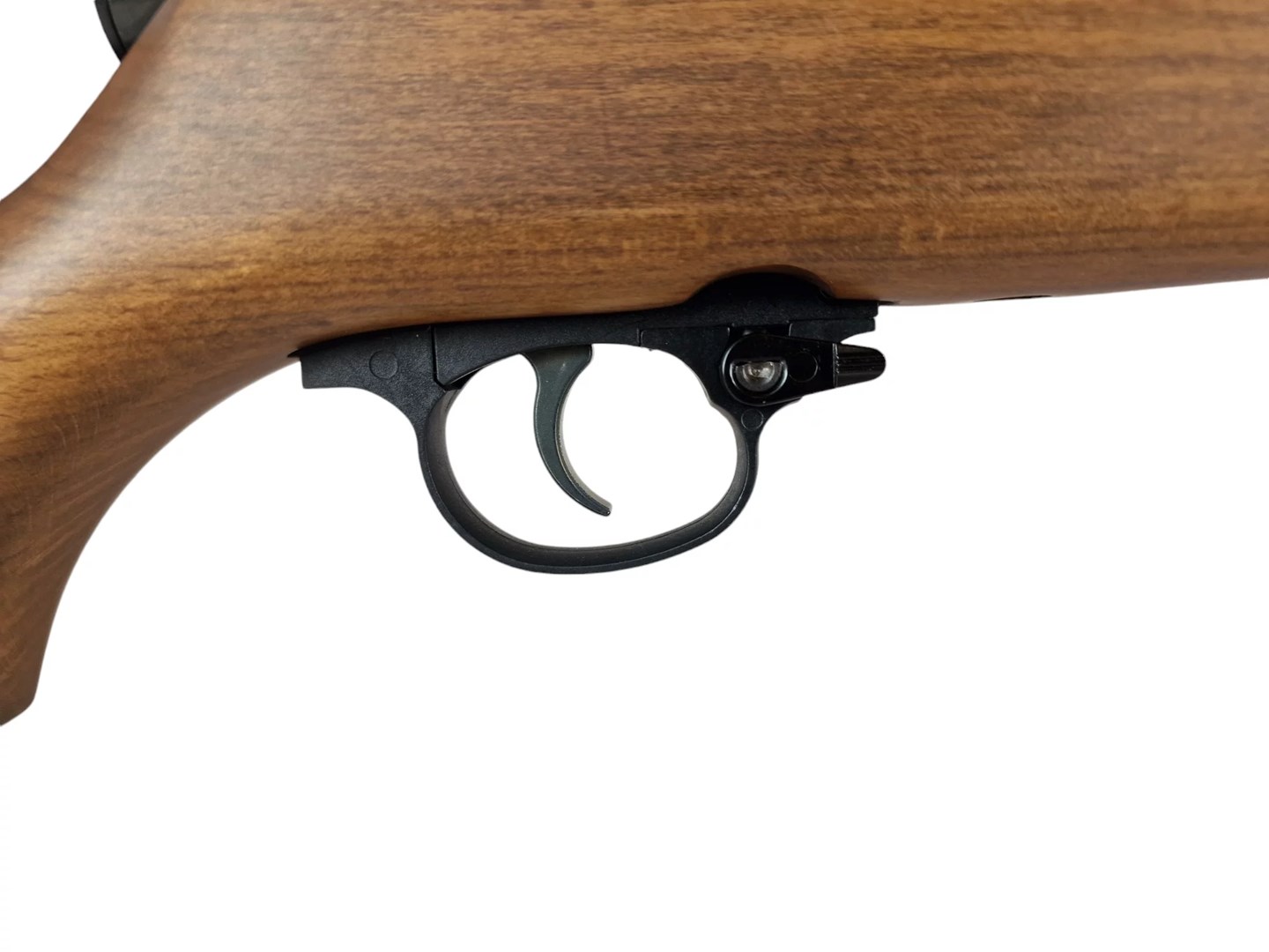 BEEMAN CHIEF II PLUS PCP air rifle Regulator 4.5mm 12-shot wood up to 17J BEEMAN CHIEF II PLUS PCP air rifle Regulator 4.5mm 12-shot wood up to 17J