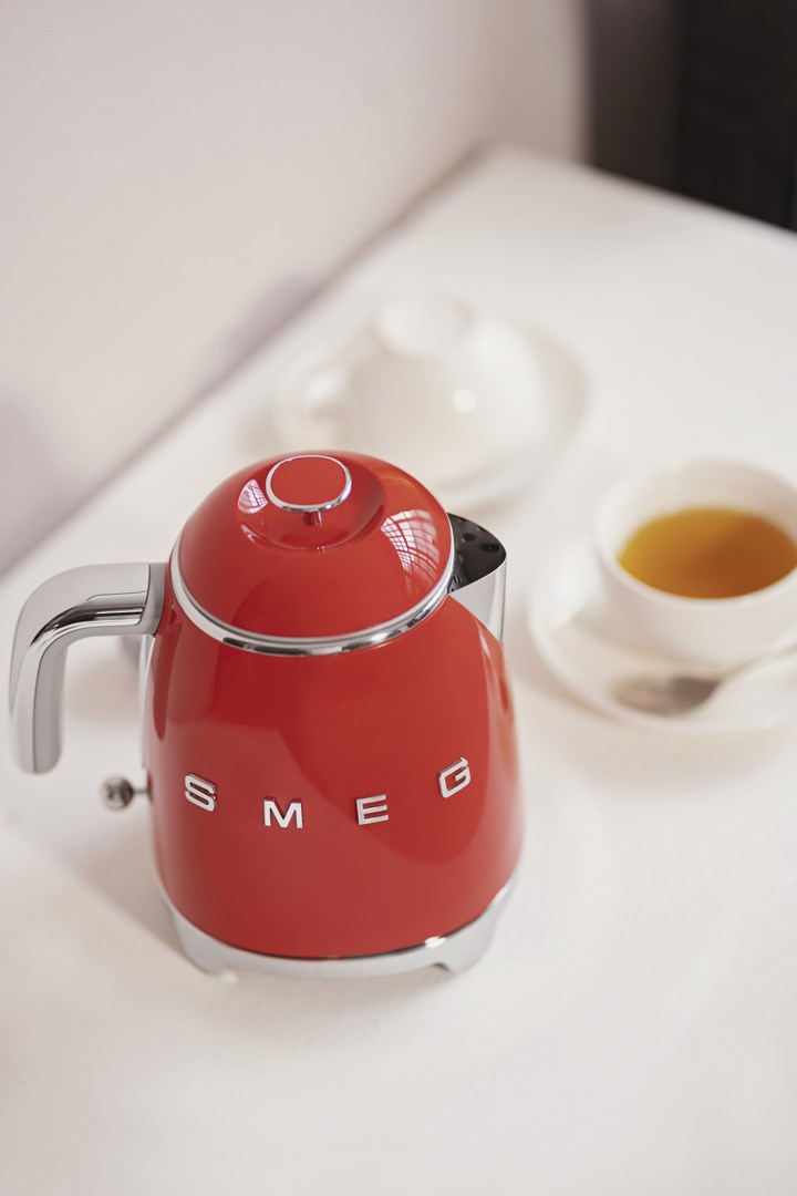 Smeg 50's Style Kettles KLF05RDEU Red Smeg 50's Style Kettles KLF05RDEU Red