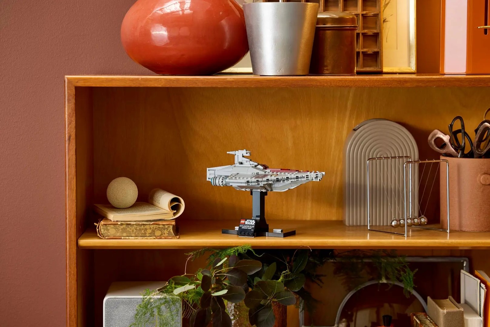 LEGO STAR WARS 75404 Acclamator-Class Assault Ship LEGO STAR WARS 75404 Acclamator-Class Assault Ship