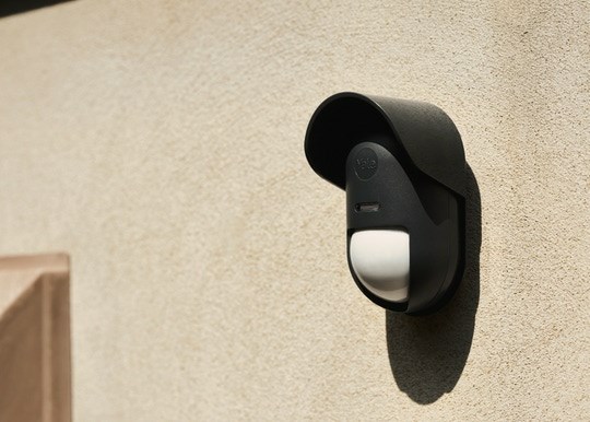 Yale Outdoor Motion Sensor Infrared sensor Wireless Wall Black Yale Outdoor Motion Sensor Infrared sensor Wireless Wall Black