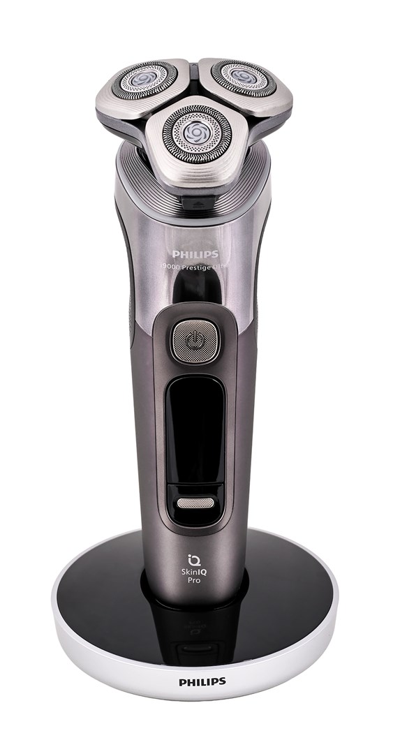 Philips i9000 Prestige Ultra XP9402/31 Wet and Dry Electric Shaver with SkinIQ Pro Philips i9000 Prestige Ultra XP9402/31 Wet and Dry Electric Shaver with SkinIQ Pro
