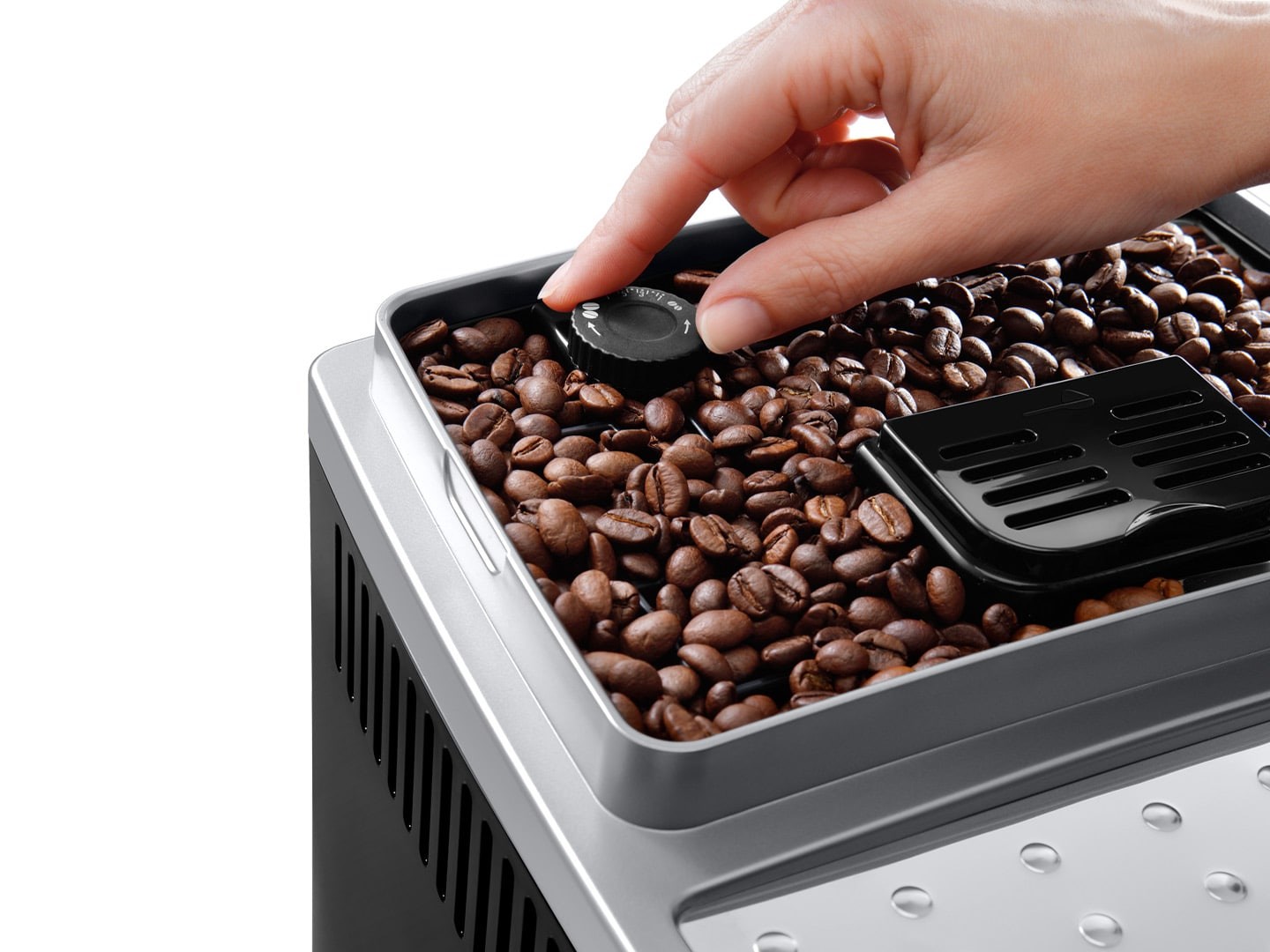 De’Longhi Magnifica S Smart Semi-auto Espresso machine 1.8 L De’Longhi Magnifica S Smart Semi-auto Espresso machine 1.8 L